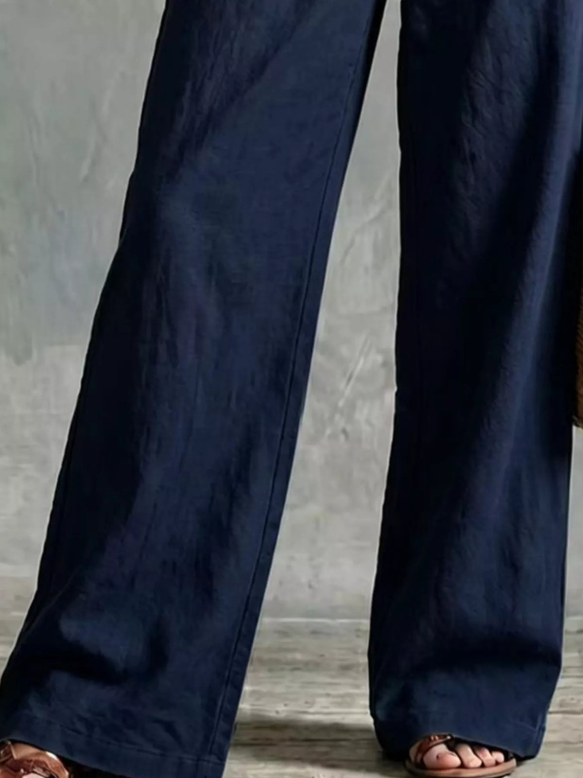 Navy high-Waisted Wide-Leg Cargo Pants — detail view