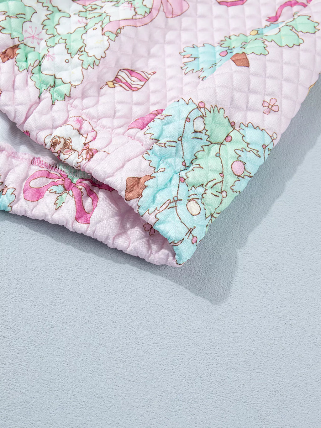 Pink christmas Print Collar Half Button Loose Sweatshirt — detail view