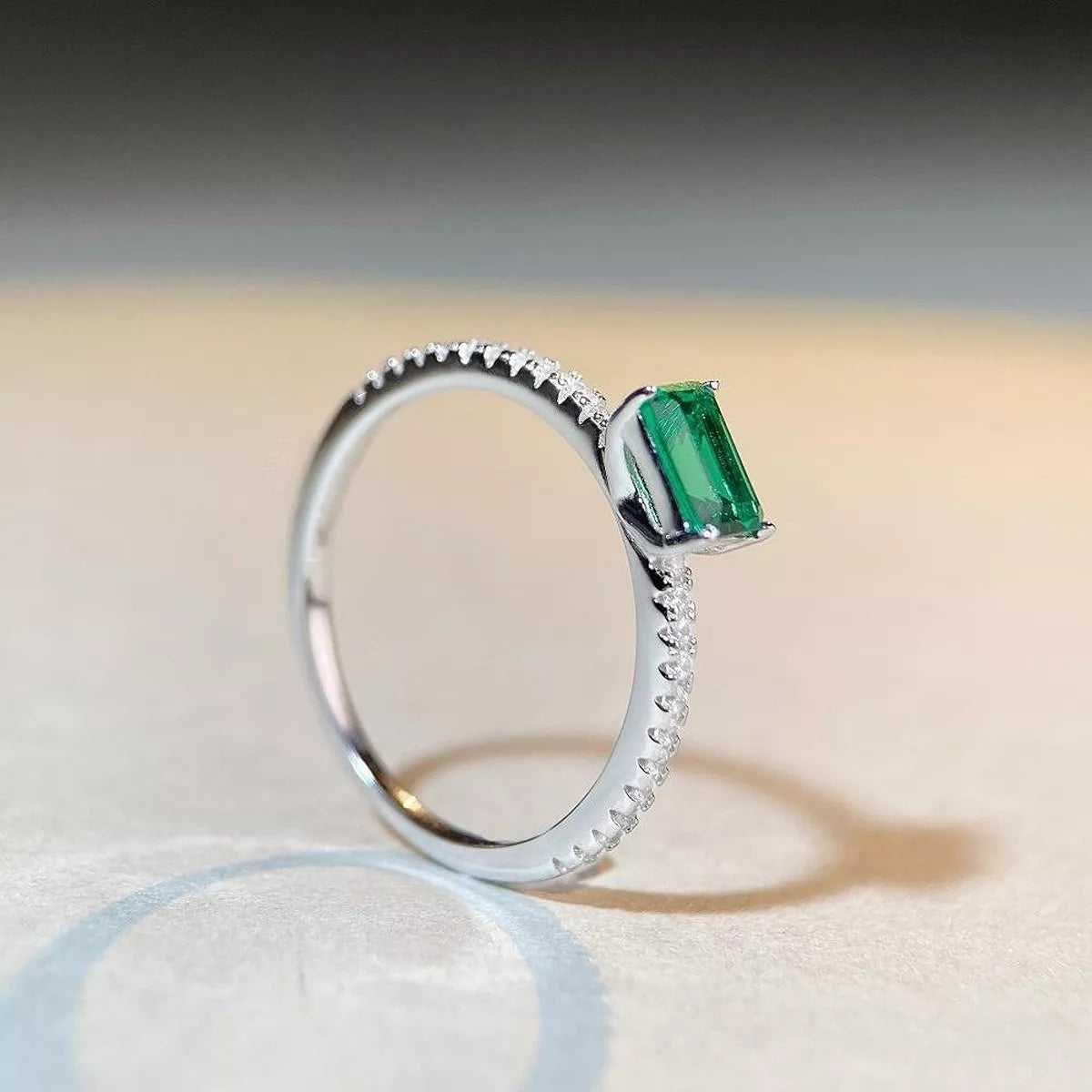 925 Sterling Silver Zircon Geometric Ring