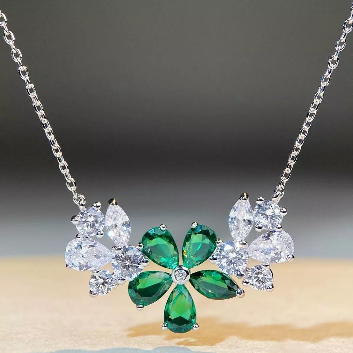 925 Sterling Silver Zircon Flower Necklace