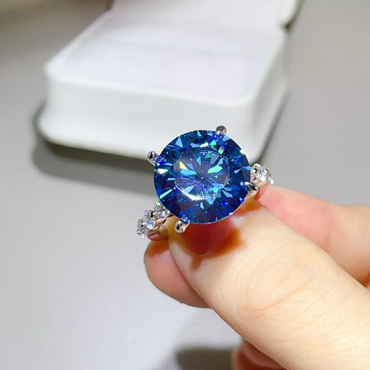 10 Carat 925 Sterling Silver Moissanite Ring