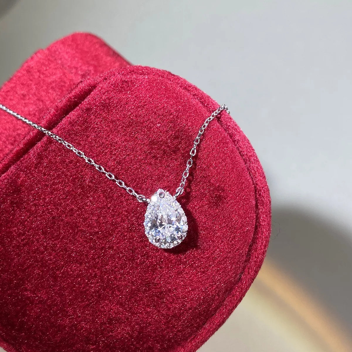 1.5 Carat 925 Sterling Silver Moissanite Teardrop Necklace