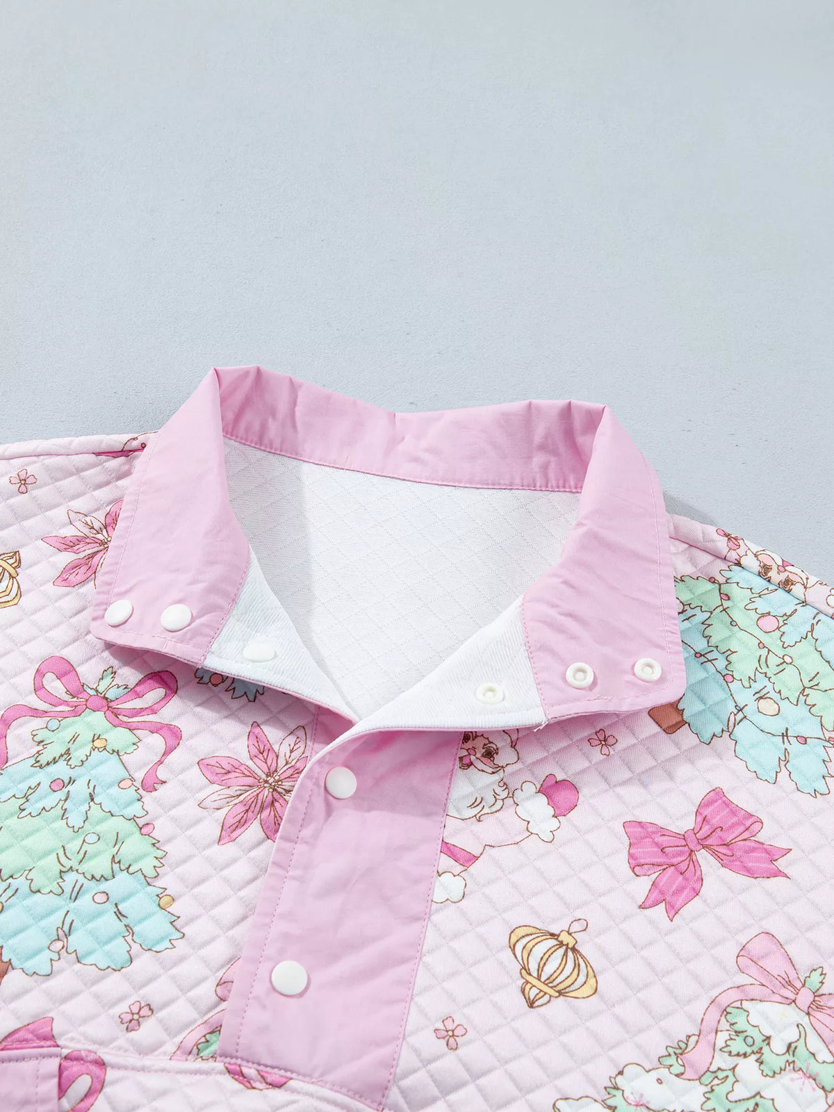Pink christmas Print Collar Half Button Loose Sweatshirt — detail view