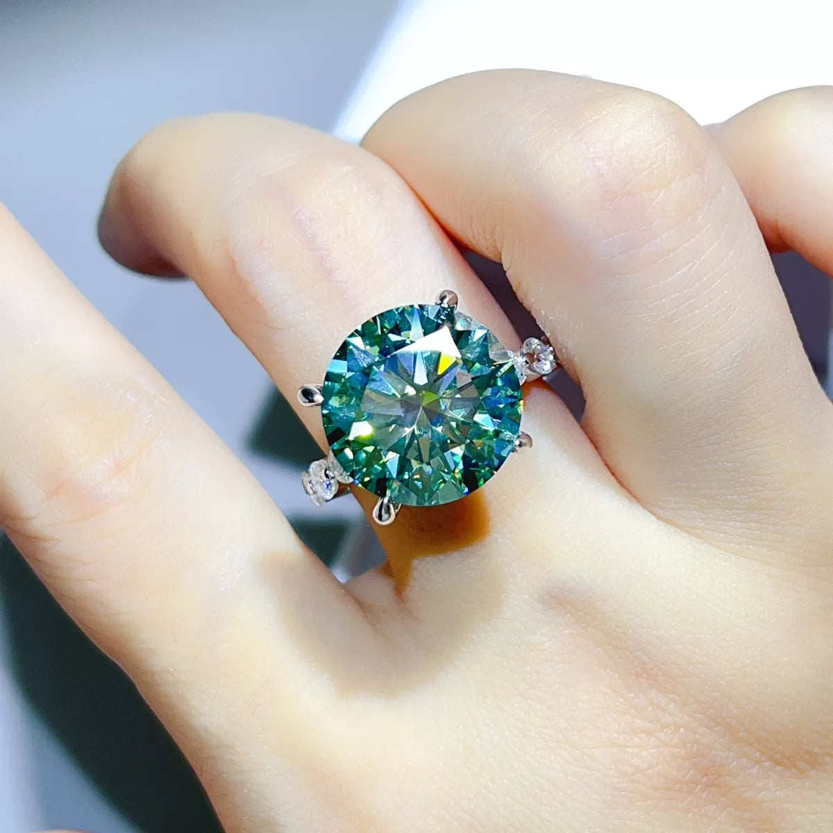 10 Carat 925 Sterling Silver Moissanite Ring