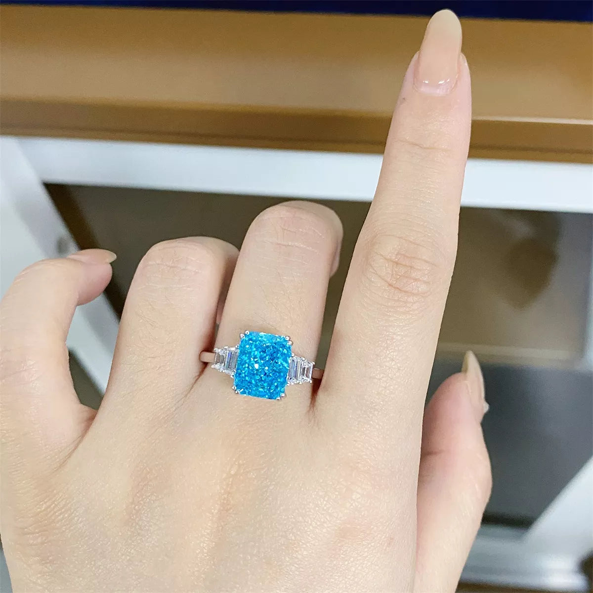 925 Sterling Silver Zircon Geometric Ring