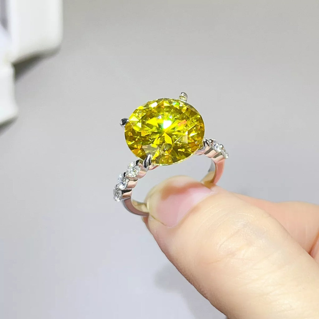 10 Carat 925 Sterling Silver Moissanite Ring