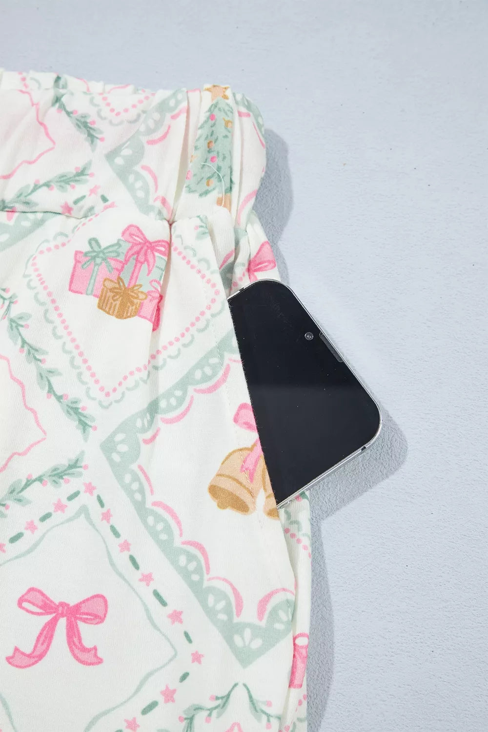 White long Sleeve Patchwork Shift and Pants Christmas Daily Wear Lounge Set — detail view